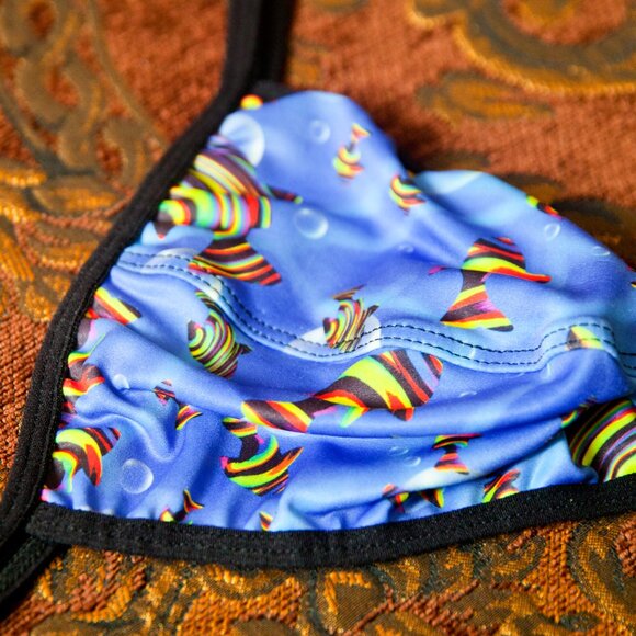 Mens Colorful Fish Print Gstring Handmade - Picture 4 of 6
